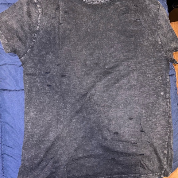 Ripped style Blouse - Picture 2 of 2